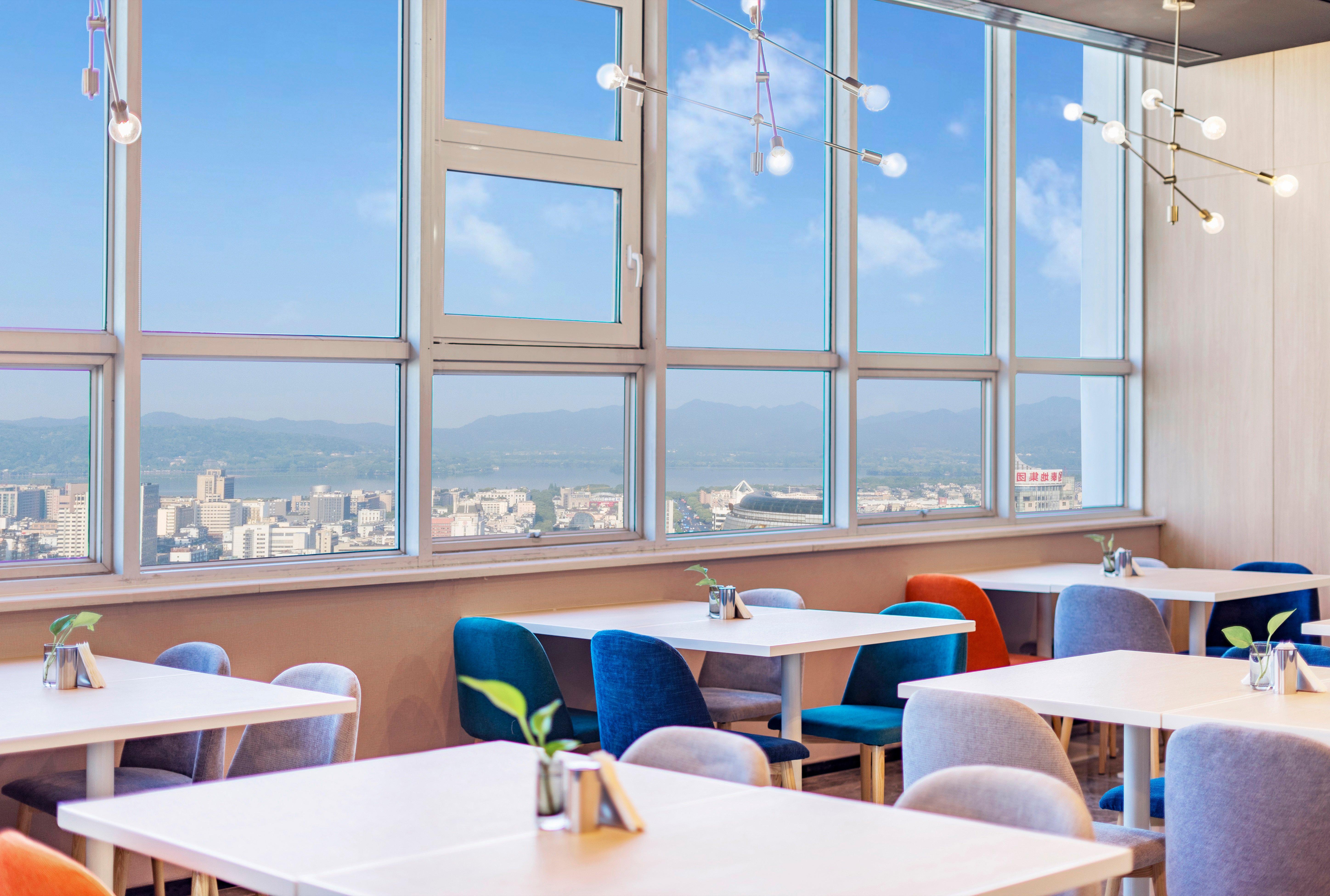 Express Westlake East By Ihg 4*